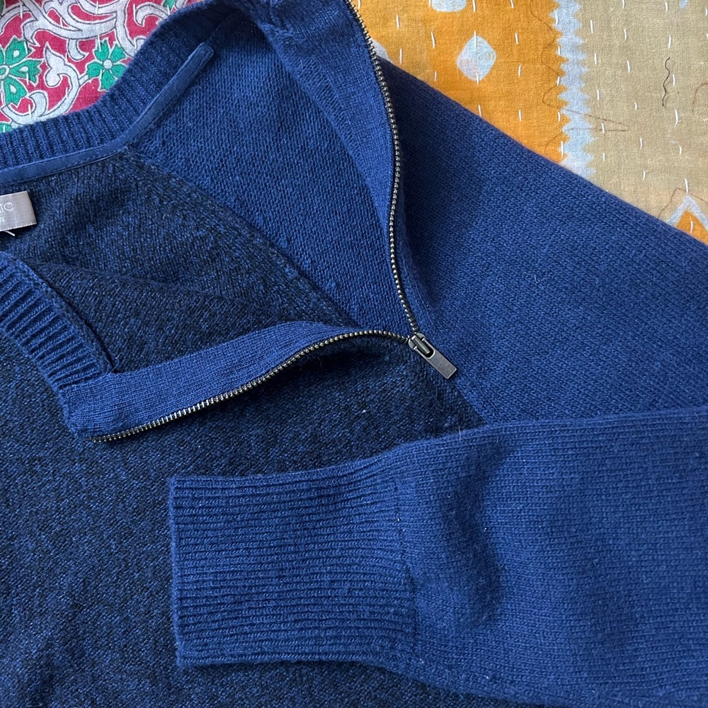 Banana Republic Italian wool sweater women's size small - Picture 3 of 6